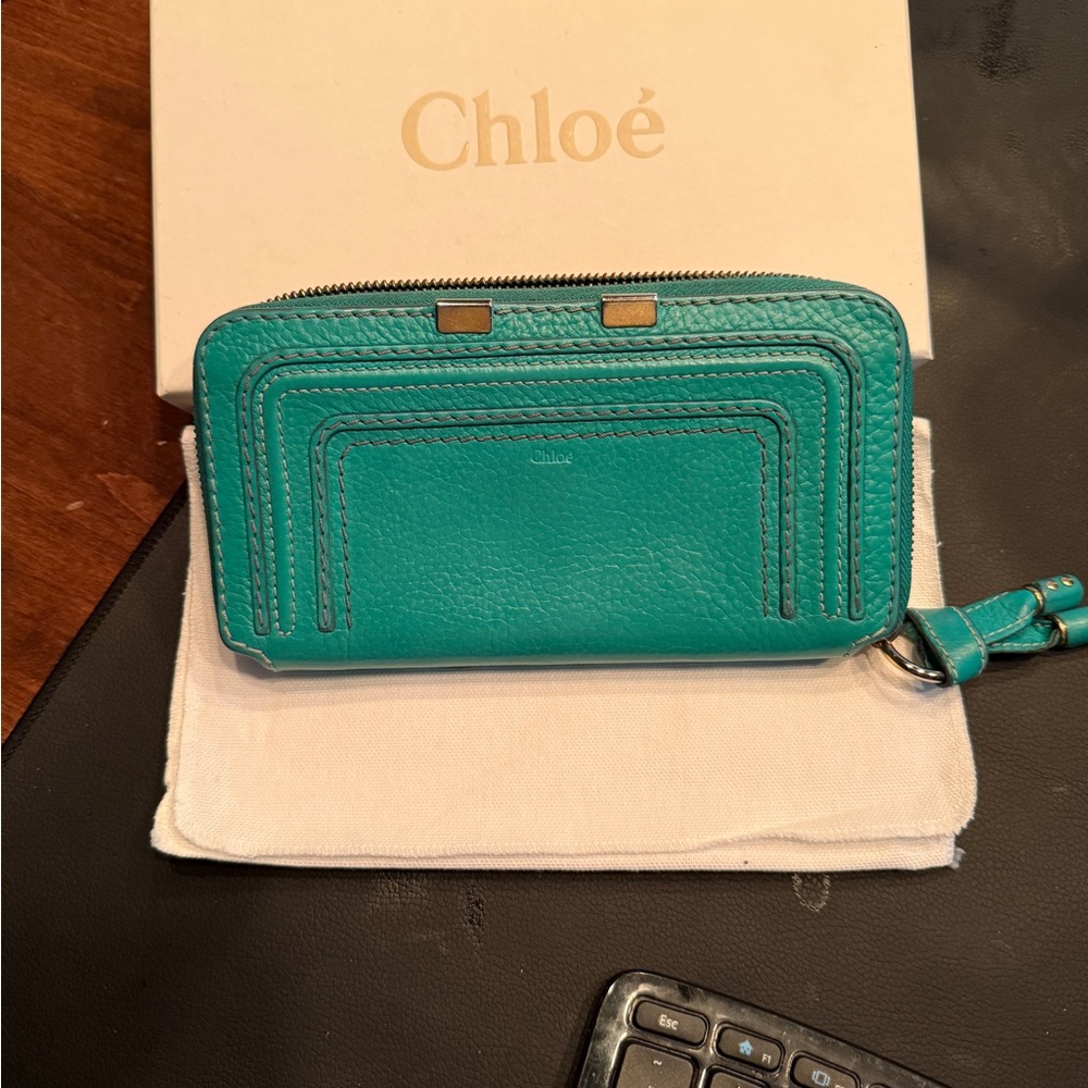 *Rare* Chloe GREEN pebbled Leather Marcie Zippy Long Wallet